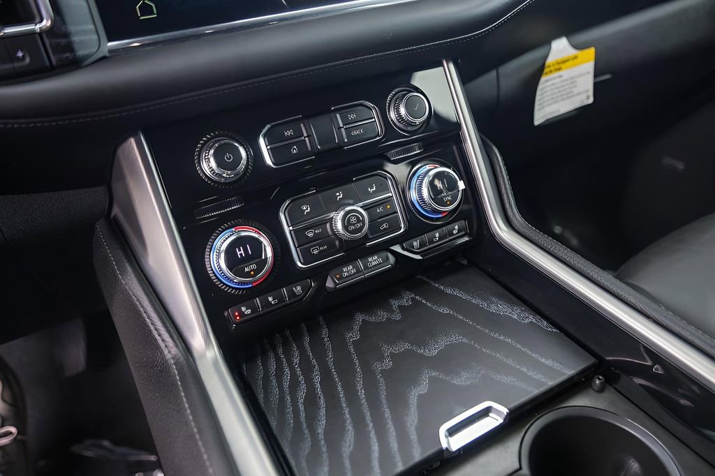 Used 2023 GMC Yukon Denali image 23