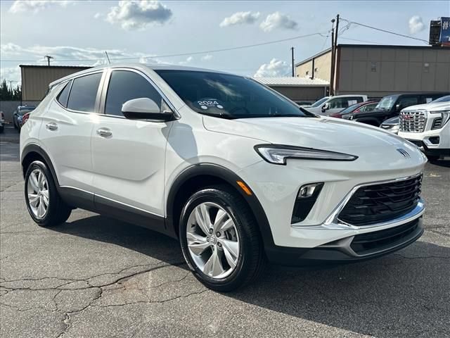 Certified 2024 Buick Encore GX Preferred w/ Comfort Package FWD image 2