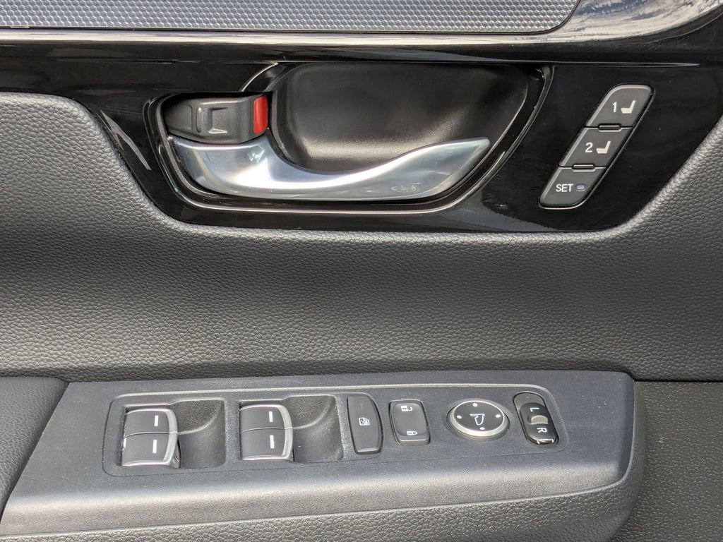 Used 2023 Honda CR-V EX-L image 12