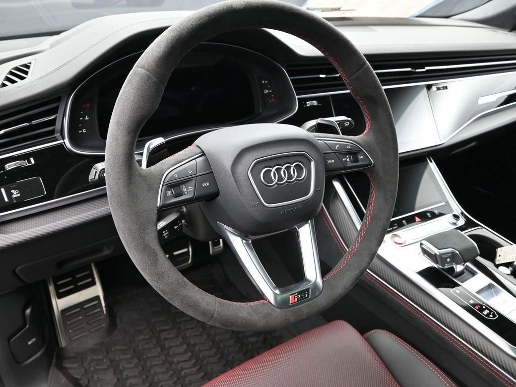 New 2026 Audi RS Q8 performance image 12