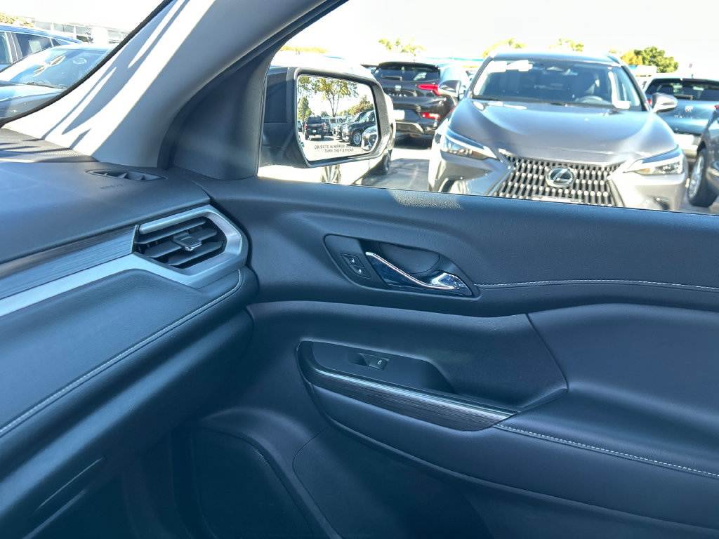 Certified 2023 GMC Acadia SLT w/ Elevation Edition AWD/4WD image 28