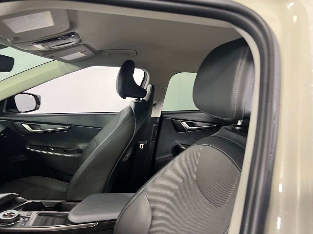 Used 2024 Kia EV6 Light image 24