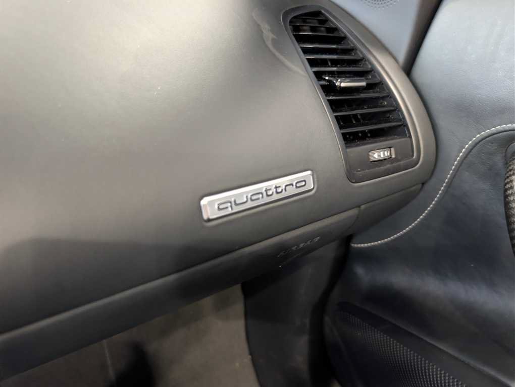 Used 2015 Audi R8 V8 AWD/4WD image 32