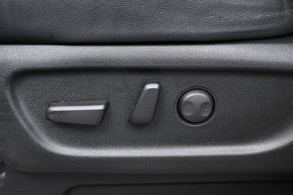 Used 2021 Kia Sedona EX FWD image 12