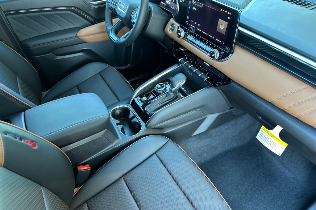 New 2026 GMC Canyon AT4 w/ Technology Plus Package AWD/4WD image 13