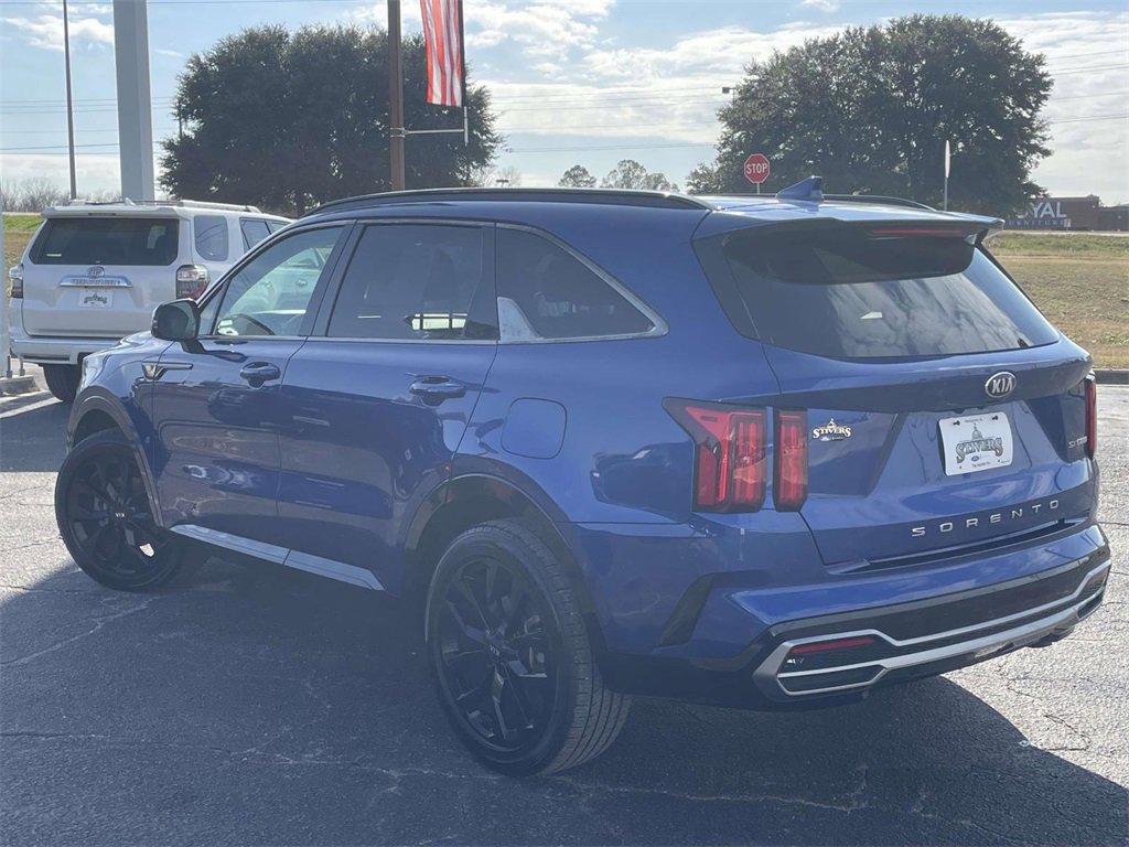 Used 2021 Kia Sorento SX image 5