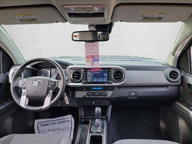 Used 2022 Toyota Tacoma SR5 RWD image 17