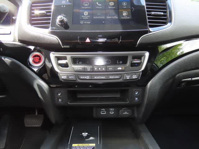 Certified 2024 Honda Passport Black Edition image 21