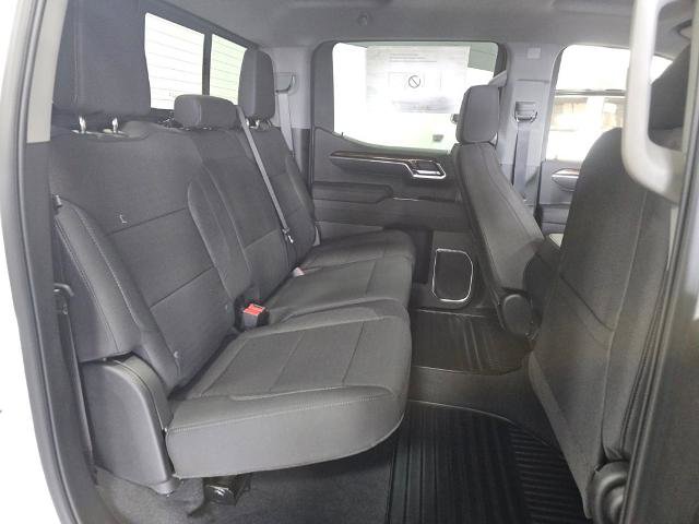 Used 2026 GMC Sierra 1500 SLE w/ X31 Off-Road Package image 12