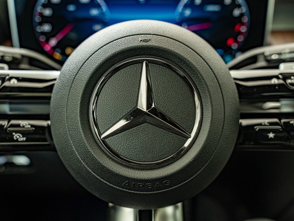 New 2026 Mercedes-Benz GLC 300 4MATIC image 19