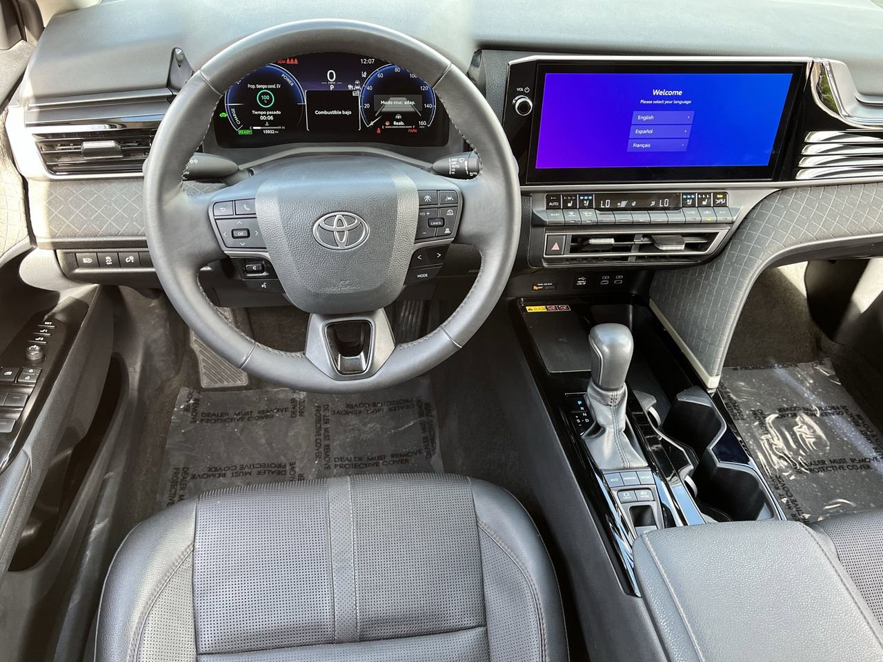 Used 2025 Toyota Camry XLE w/ Premium Package image 10