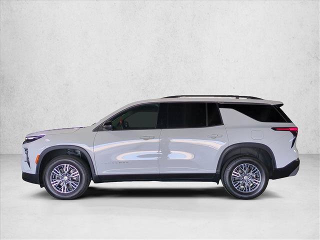 Used 2025 Chevrolet Traverse LT w/ Driver Confidence Package FWD image 9