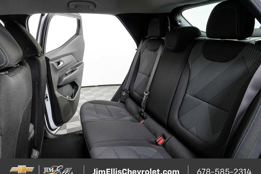 New 2027 Chevrolet Bolt LT w/ Comfort Package image 18