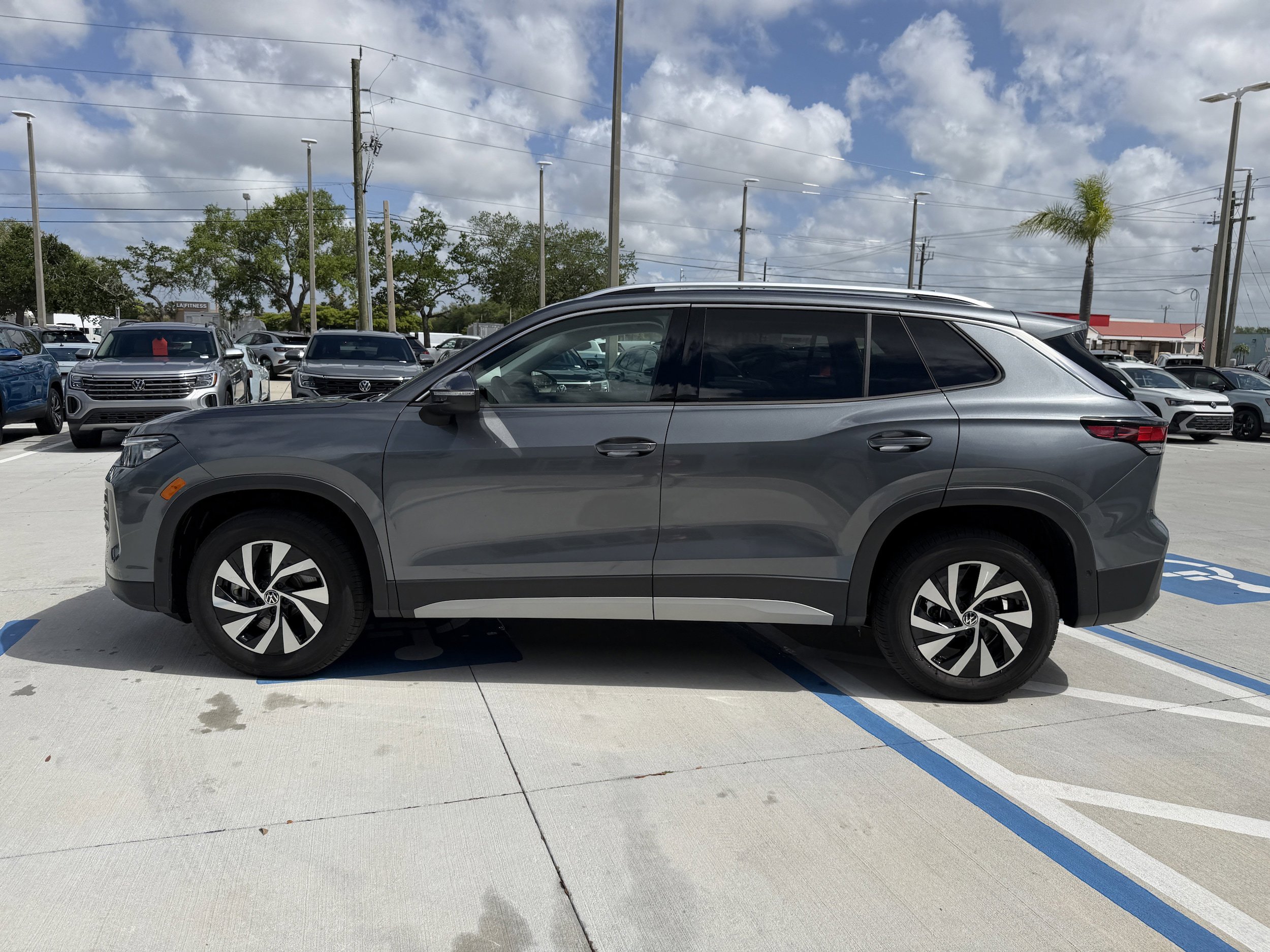 New 2026 Volkswagen Tiguan S AWD/4WD image 6
