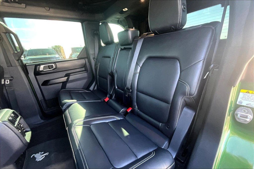 Used 2025 Ford Bronco Outer Banks w/ Sasquatch Package AWD/4WD image 28