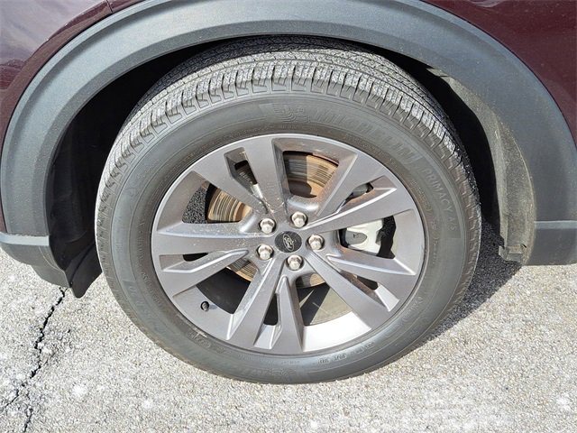 Certified 2023 Ford Explorer XLT w/ Equipment Group 202A image 9