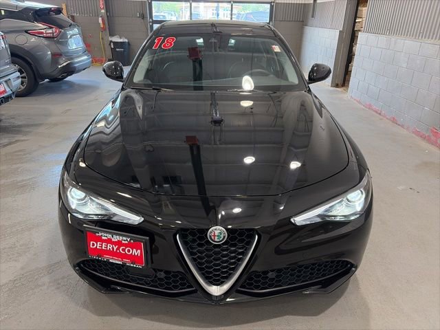 Used 2018 Alfa Romeo Giulia Ti AWD/4WD image 5