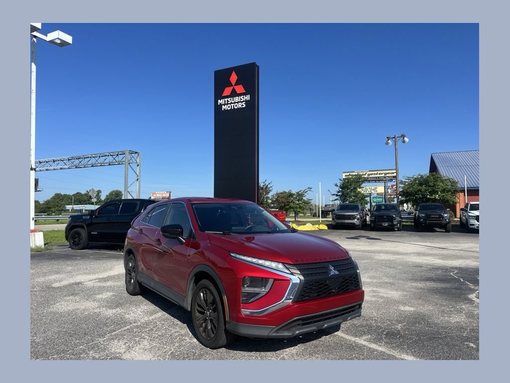Used 2022 Mitsubishi Eclipse Cross LE FWD image 1