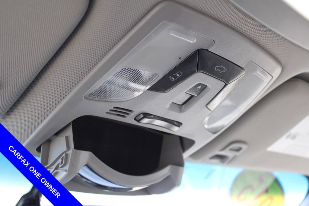 Used 2015 Toyota Sienna XLE image 47