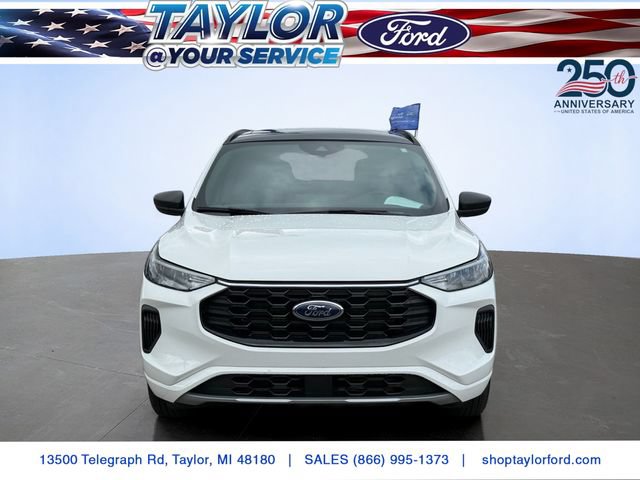 Certified 2024 Ford Escape ST-Line w/ Tech Pack #1 AWD/4WD image 3