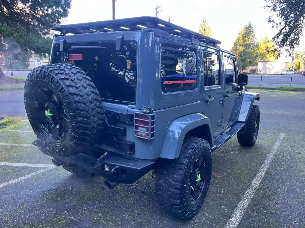 Used 2014 Jeep Wrangler Unlimited Sahara w/ Max Tow Package image 4