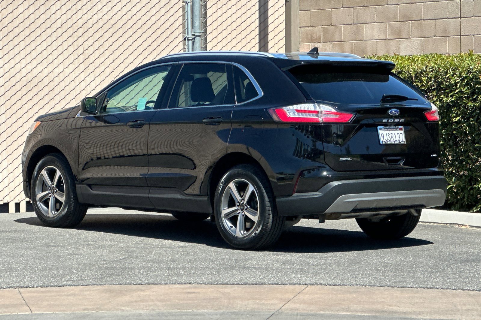 Used 2024 Ford Edge SEL w/ Convenience Package AWD/4WD image 6