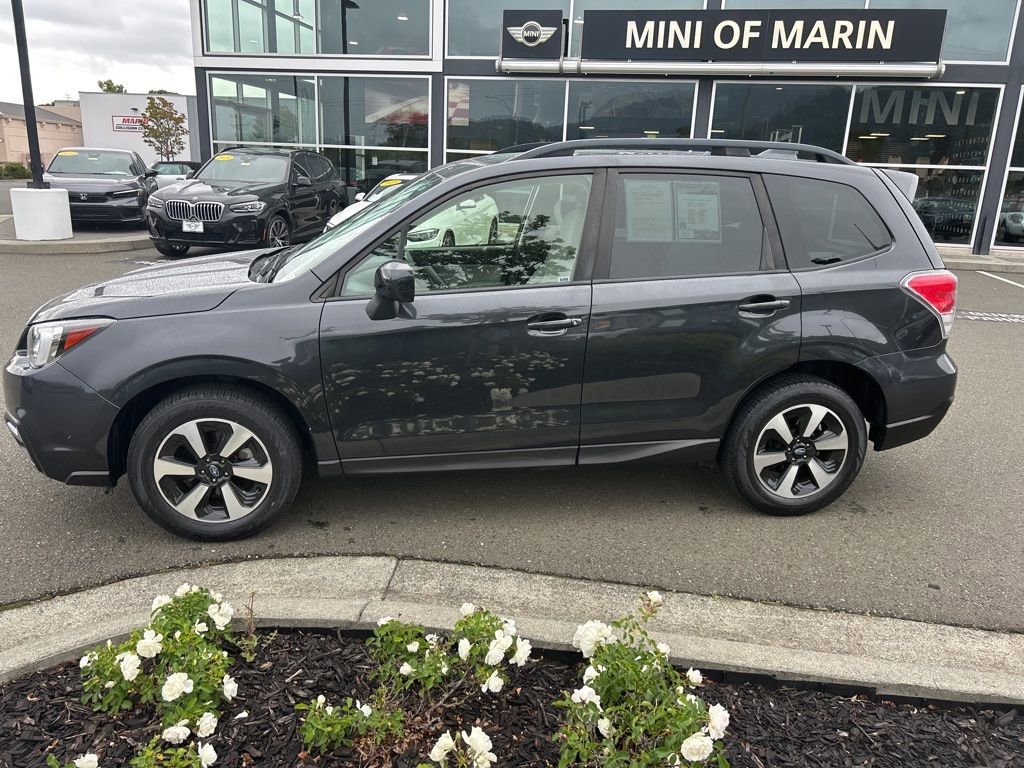 Used 2018 Subaru Forester 2.5i Premium w/ Popular Package #2A image 2
