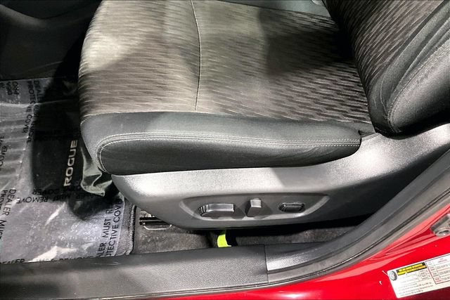 Used 2019 Nissan Rogue SV AWD/4WD image 24