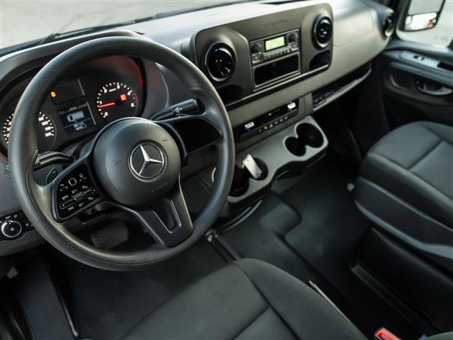 Used 2019 Mercedes-Benz Sprinter 170 image 10