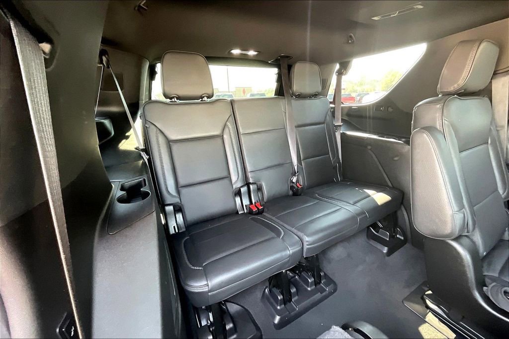 Used 2021 GMC Yukon Denali w/ Denali Premium Package image 30