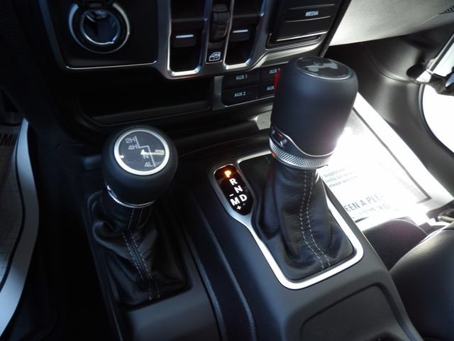 New 2026 Jeep Wrangler Unlimited Sahara AWD/4WD image 25