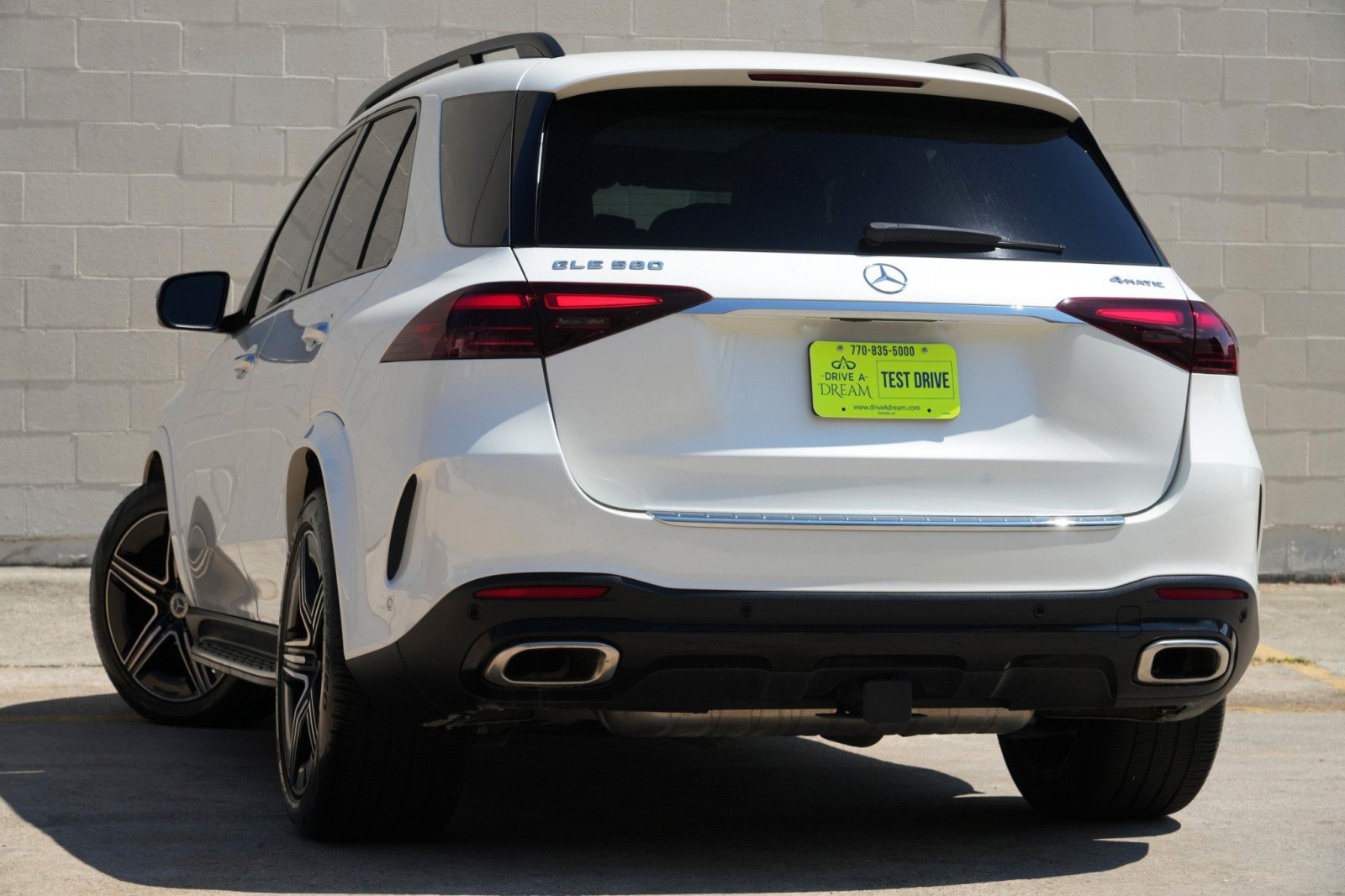 Used 2024 Mercedes-Benz GLE 580 4MATIC w/ 3rd Row Seat Package image 6