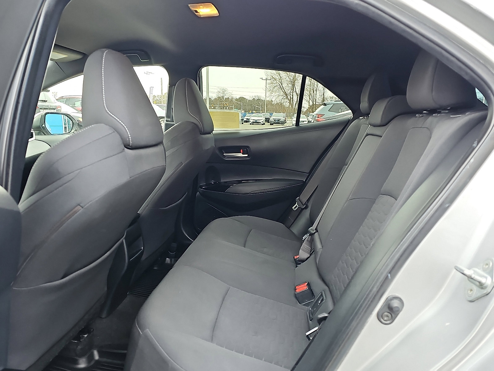 Used 2020 Toyota Corolla SE w/ SE Preferred Package image 10