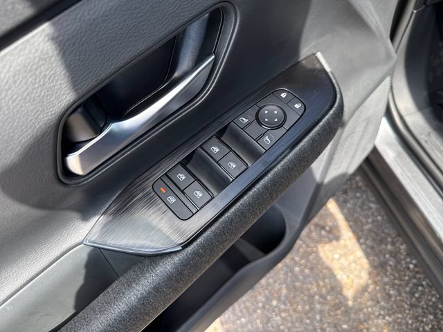 New 2026 Nissan Kicks SV w/ Cold Weather Package FWD image 11