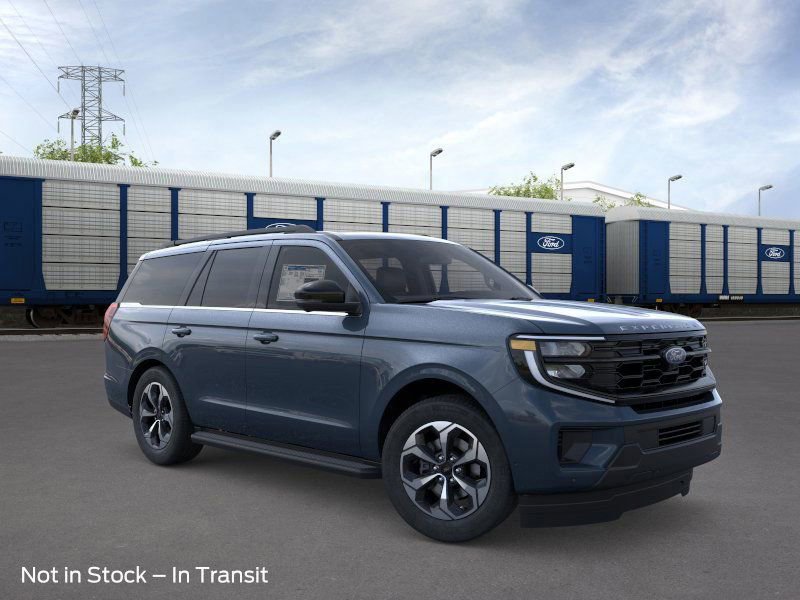New 2026 Ford Expedition Active image 8