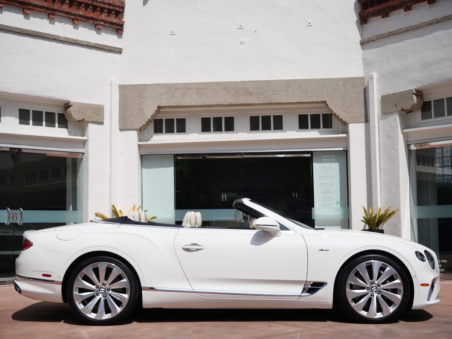 Used 2024 Bentley Continental GT Azure image 5