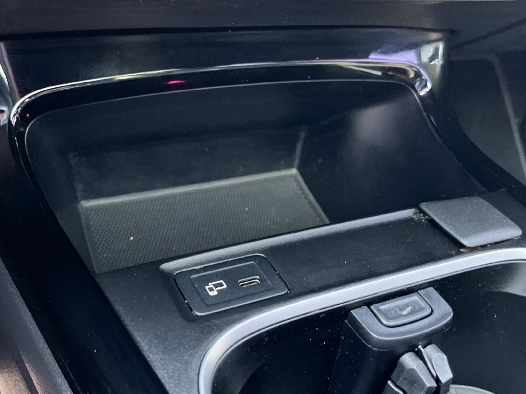 Used 2023 Mercedes-Benz CLA 250 image 38
