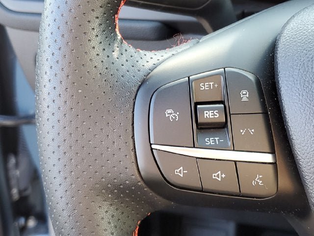 Used 2025 Ford Escape ST-Line w/ Tech Pack #1 AWD/4WD image 11