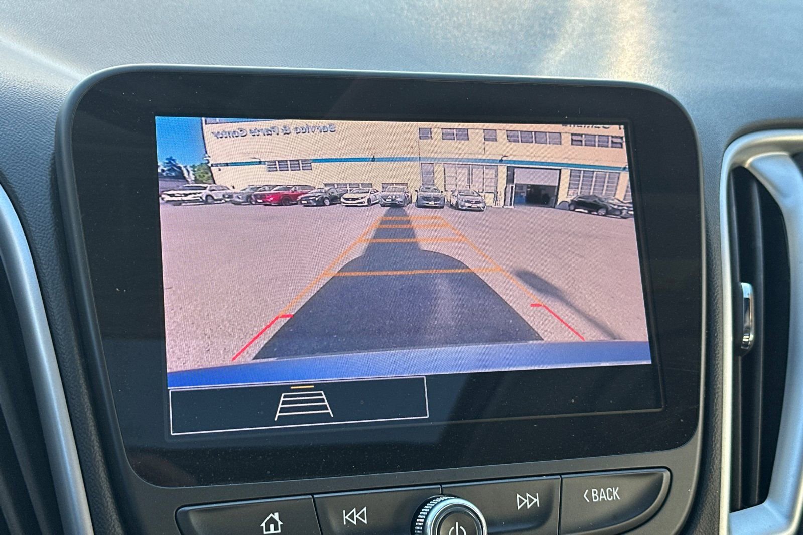 Used 2024 Chevrolet Malibu LT image 21