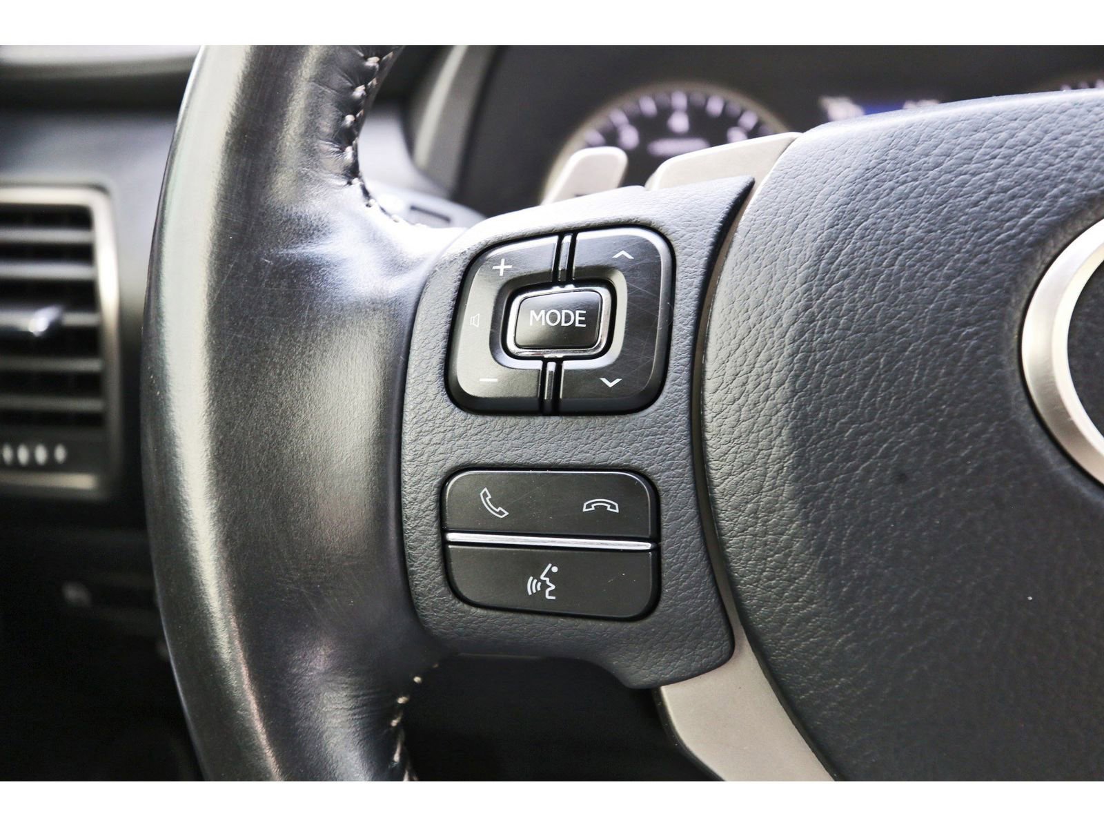 Used 2019 Lexus NX 300 FWD w/ Premium Package image 17