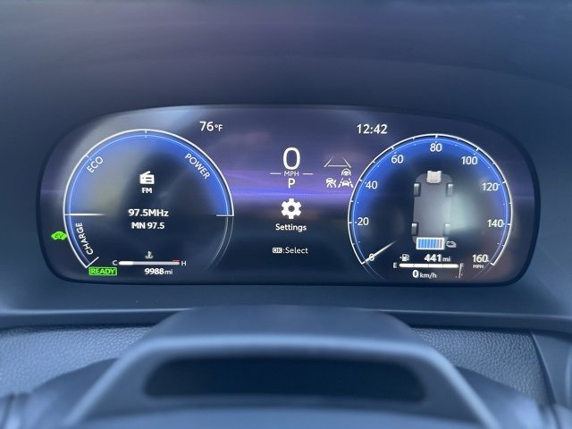 Certified 2025 Toyota Crown Signia image 25