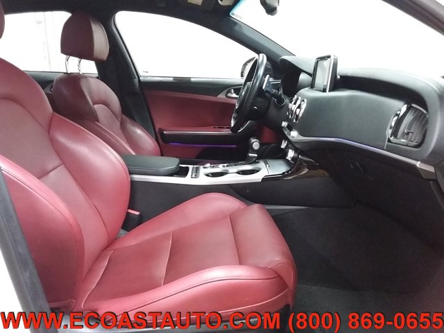Used 2019 Kia Stinger GT RWD image 13