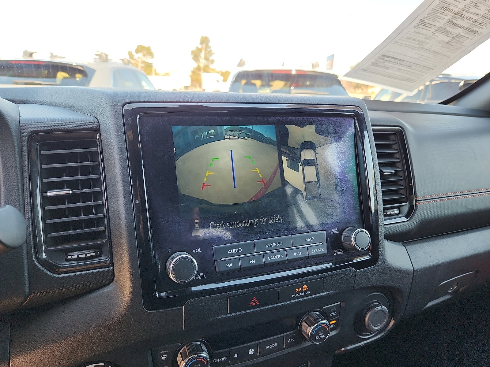 Used 2022 Nissan Frontier PRO-4X AWD/4WD image 18