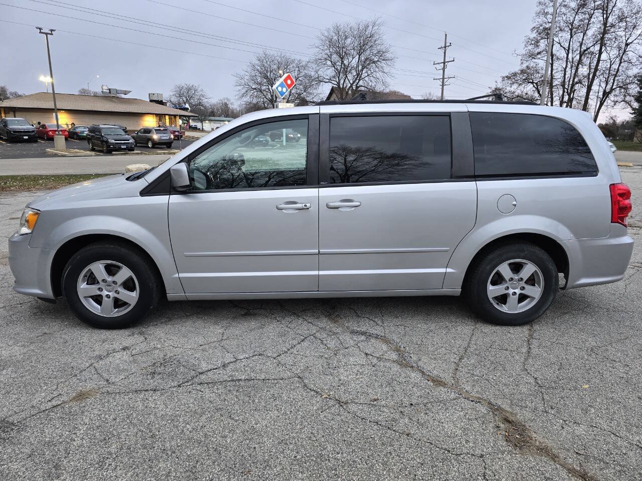 Used 2012 Dodge Grand Caravan SXT FWD image 4