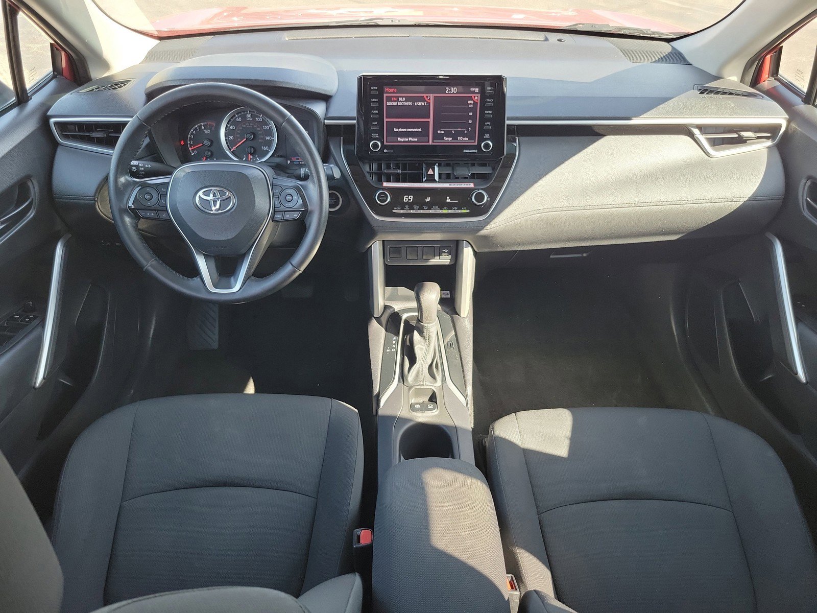 Used 2022 Toyota Corolla Cross LE FWD image 13