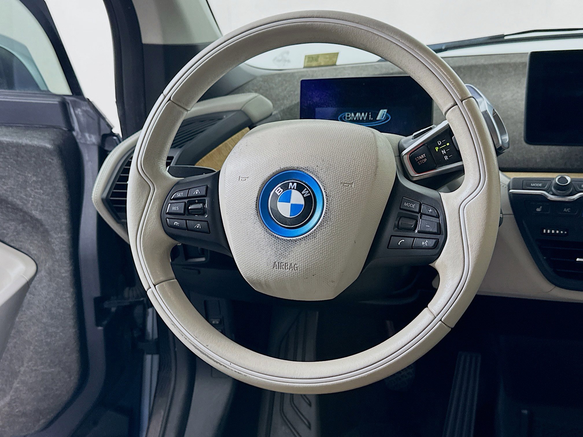 Used 2014 BMW i3 4dr HB image 18