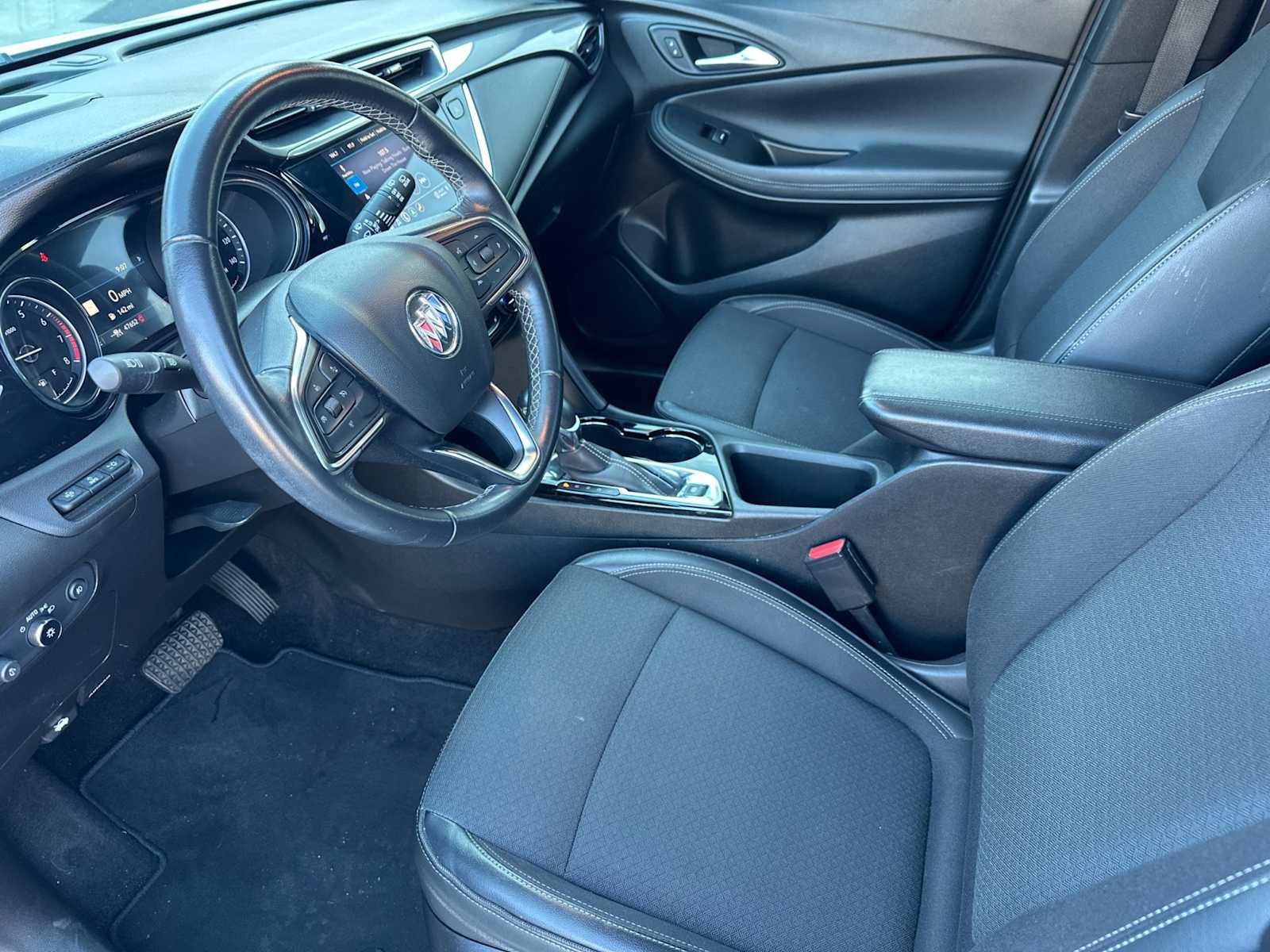 Used 2021 Buick Encore GX Select w/ Advanced Technology Package image 4