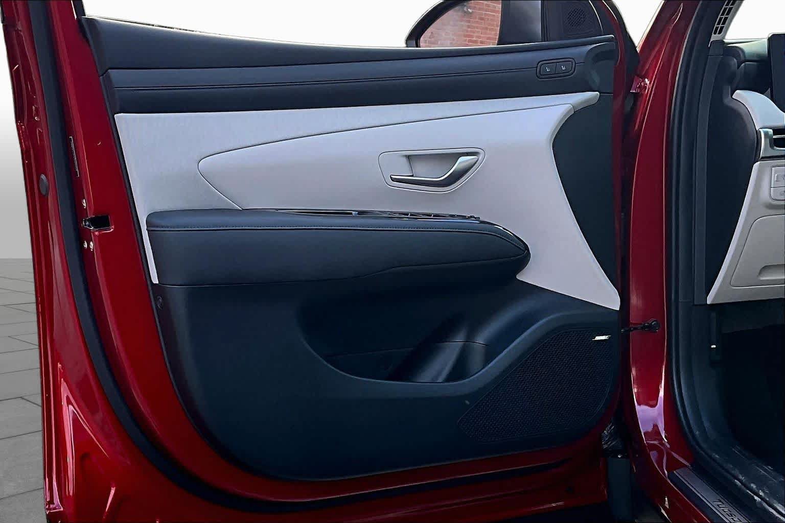 New 2026 Hyundai Tucson Limited AWD/4WD image 13