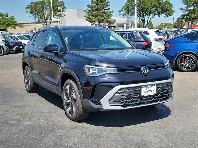 New 2025 Volkswagen Taos SE