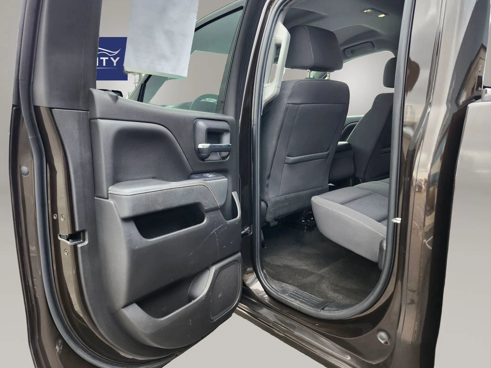 Used 2018 Chevrolet Silverado 1500 LT w/ All Star Edition AWD/4WD image 28